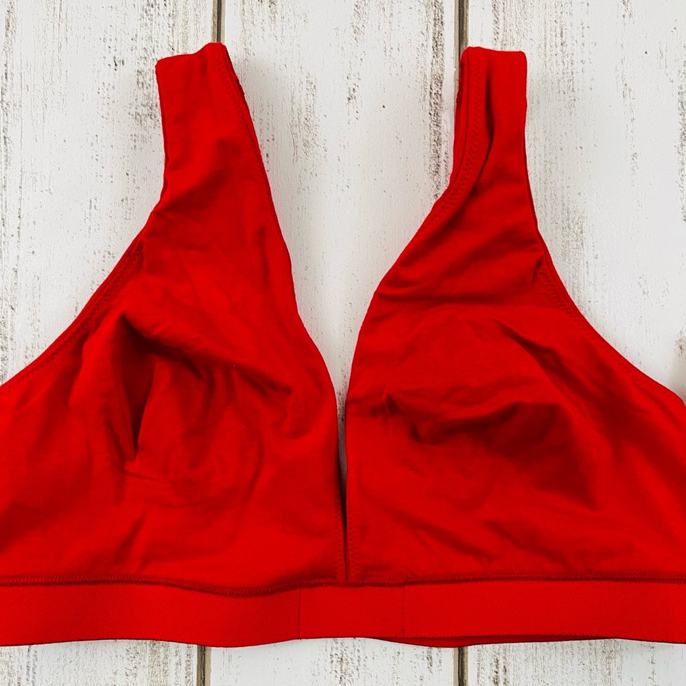 XL Victoria’s Secret Shine Patch Cotton Wireless
Plunge Bralette Bra - Picture 6 of 7